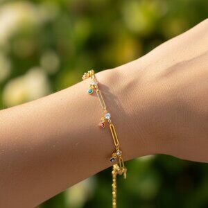 "Trendy Handmade Bracelet – A Stylish Gift for Women & Girls, MAR091383